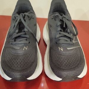 New Balance Women's Fresh Foam More V4 Running Shoes
